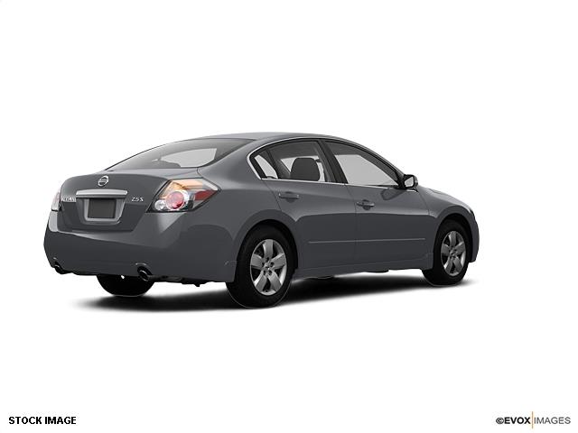 2008 Nissan Altima 4WD Crew Cab 140.5 Laramie