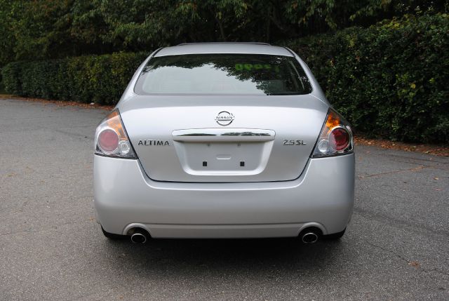 2008 Nissan Altima SLT Quad Cab 2WD