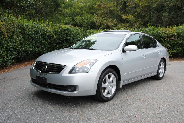 2008 Nissan Altima SLT Quad Cab 2WD