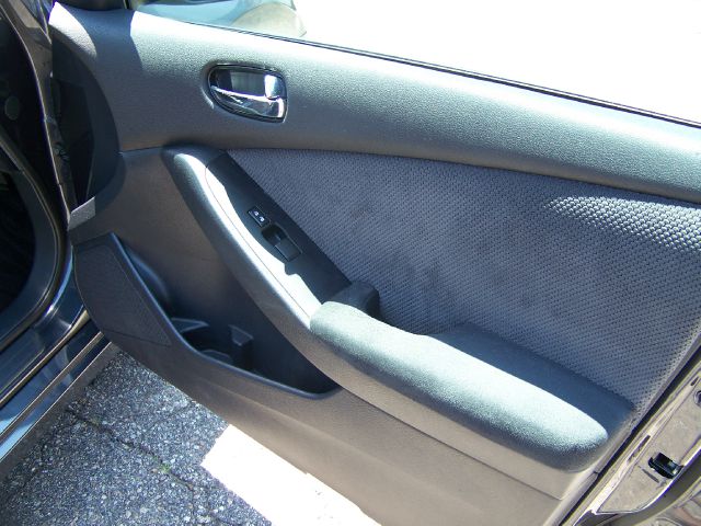 2008 Nissan Altima Pickupslt Quad Cab SWB 4WD 4x4 Truck