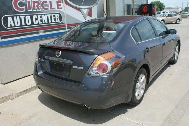 2008 Nissan Altima ESi
