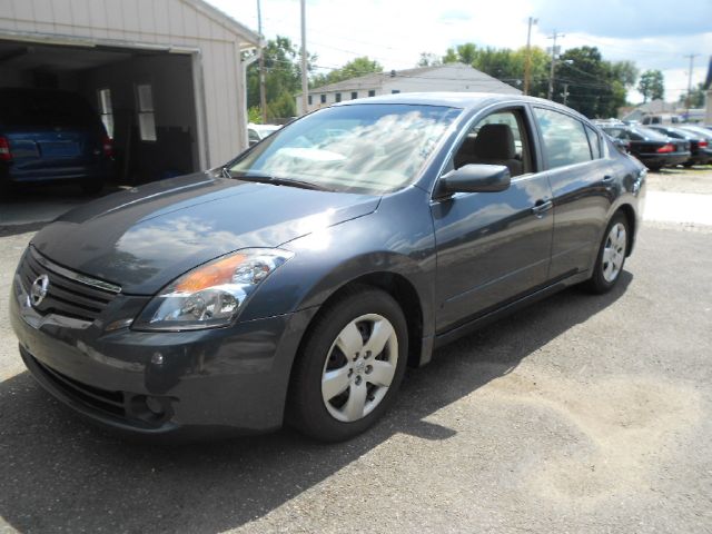 2008 Nissan Altima Pickupslt Quad Cab SWB 4WD 4x4 Truck