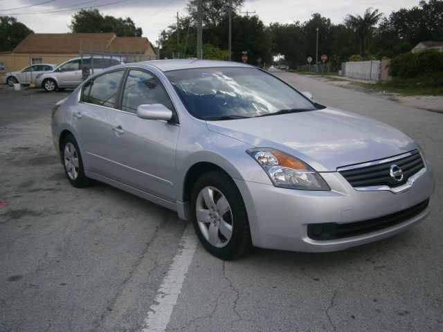 2008 Nissan Altima Pickupslt Quad Cab SWB 4WD 4x4 Truck