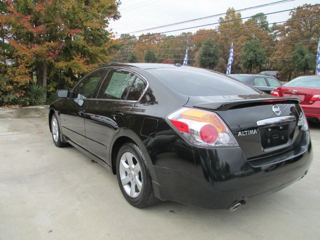 2008 Nissan Altima SLT Quad Cab 2WD