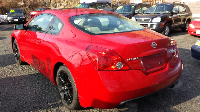 2008 Nissan Altima Eddie Bauer NICE
