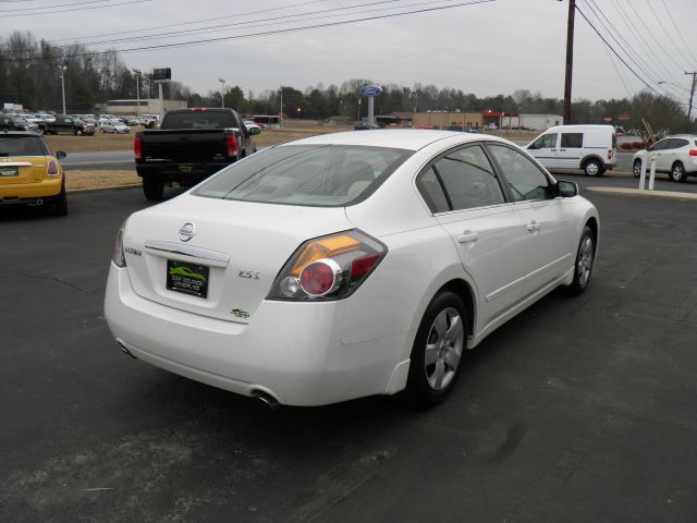 2008 Nissan Altima Pickupslt Quad Cab SWB 4WD 4x4 Truck