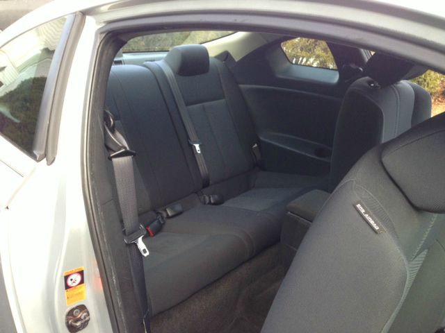 2008 Nissan Altima 1500 Van