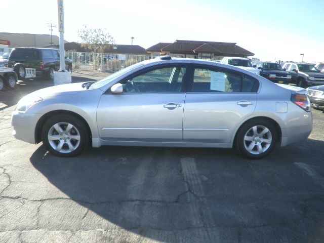 2008 Nissan Altima Pickupslt Quad Cab SWB 4WD 4x4 Truck