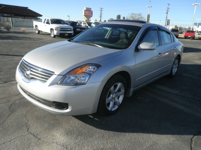 2008 Nissan Altima Pickupslt Quad Cab SWB 4WD 4x4 Truck