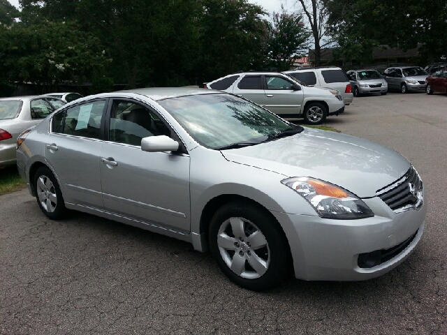 2008 Nissan Altima Pickupslt Quad Cab SWB 4WD 4x4 Truck