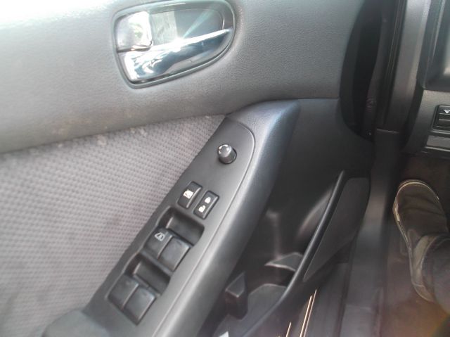 2008 Nissan Altima Pickupslt Quad Cab SWB 4WD 4x4 Truck