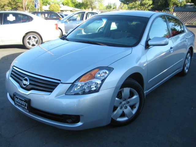 2008 Nissan Altima Pickupslt Quad Cab SWB 4WD 4x4 Truck