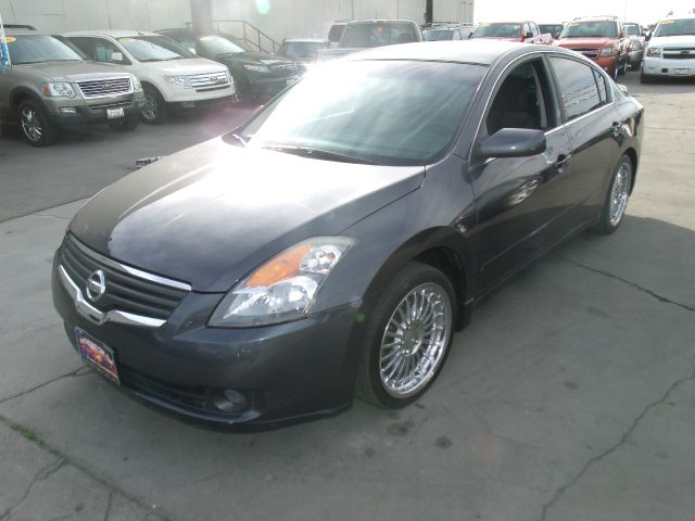 2008 Nissan Altima Pickupslt Quad Cab SWB 4WD 4x4 Truck