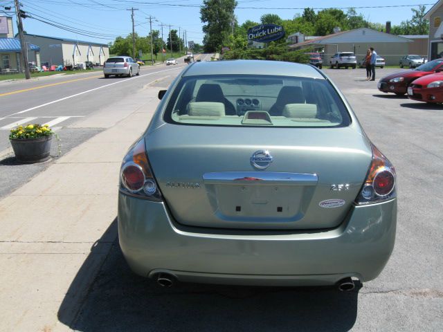 2008 Nissan Altima Pickupslt Quad Cab SWB 4WD 4x4 Truck