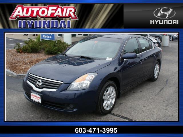 2009 Nissan Altima 4WD Crew Cab 140.5 Laramie