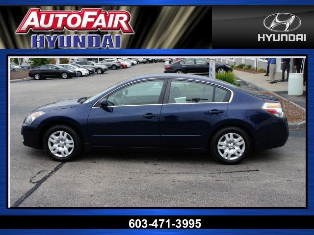 2009 Nissan Altima 4WD Crew Cab 140.5 Laramie