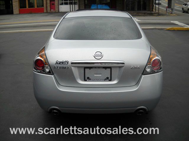2009 Nissan Altima Pickupslt Quad Cab SWB 4WD 4x4 Truck