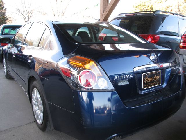 2009 Nissan Altima Pickupslt Quad Cab SWB 4WD 4x4 Truck
