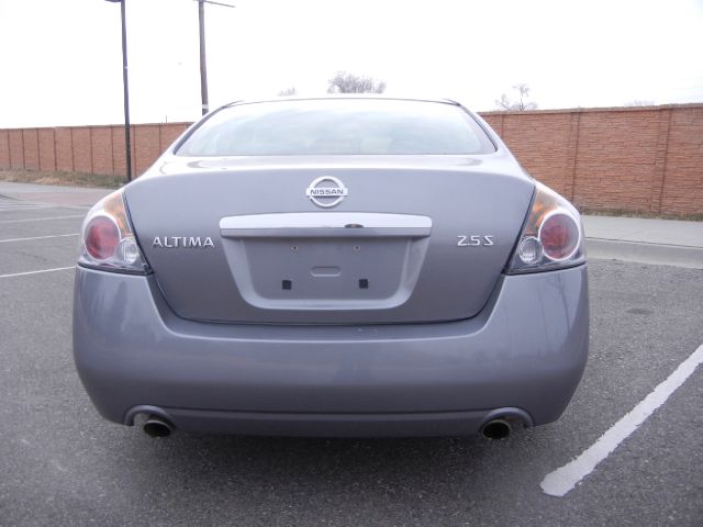 2009 Nissan Altima GS-R