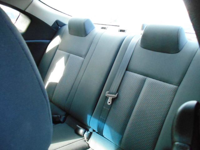 2009 Nissan Altima 1500 Van