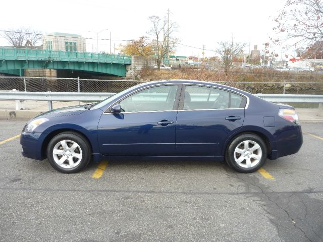 2009 Nissan Altima LS S
