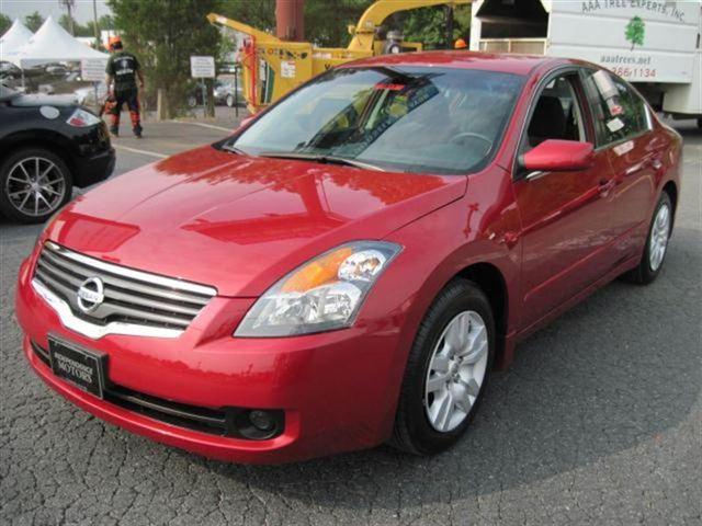 2009 Nissan Altima 4WD Crew Cab 140.5 Laramie