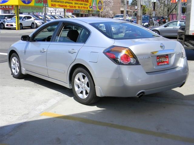 2009 Nissan Altima GS-R