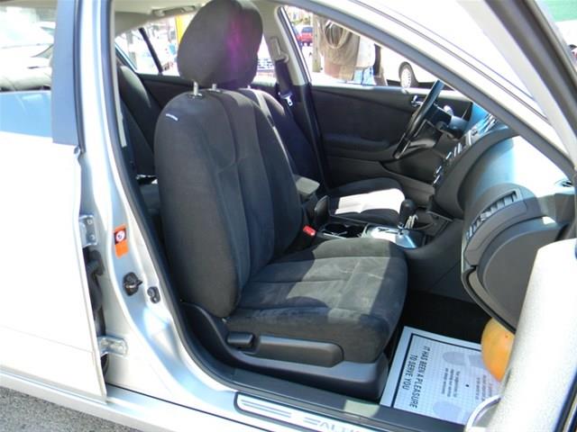 2009 Nissan Altima GS-R