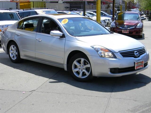 2009 Nissan Altima GS-R