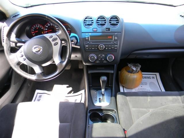 2009 Nissan Altima GS-R
