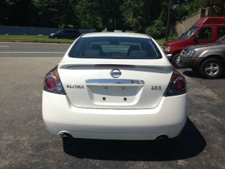 2009 Nissan Altima Pickupslt Quad Cab SWB 4WD 4x4 Truck