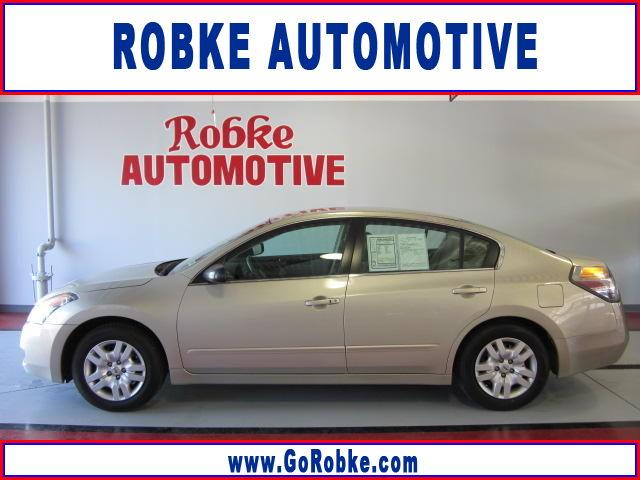 2009 Nissan Altima 4WD Crew Cab 140.5 Laramie