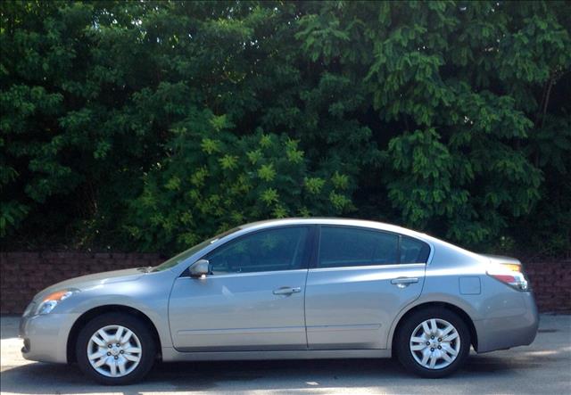 2009 Nissan Altima Pickupslt Quad Cab SWB 4WD 4x4 Truck