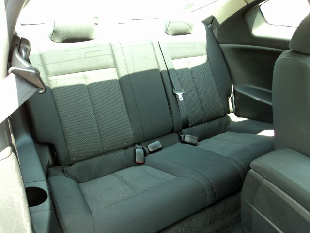 2009 Nissan Altima 1500 Van