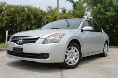 2009 Nissan Altima Pickupslt Quad Cab SWB 4WD 4x4 Truck