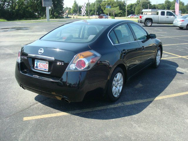 2009 Nissan Altima Pickupslt Quad Cab SWB 4WD 4x4 Truck
