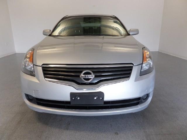 2009 Nissan Altima Pickupslt Quad Cab SWB 4WD 4x4 Truck