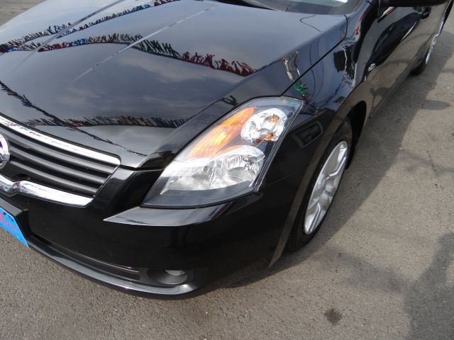 2009 Nissan Altima Pickupslt Quad Cab SWB 4WD 4x4 Truck