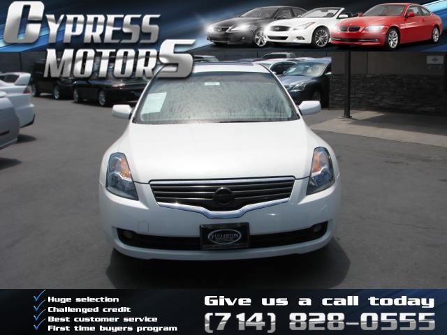 2009 Nissan Altima 4x4 Truck