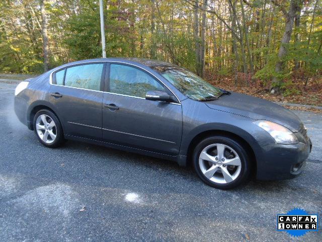 2009 Nissan Altima LE