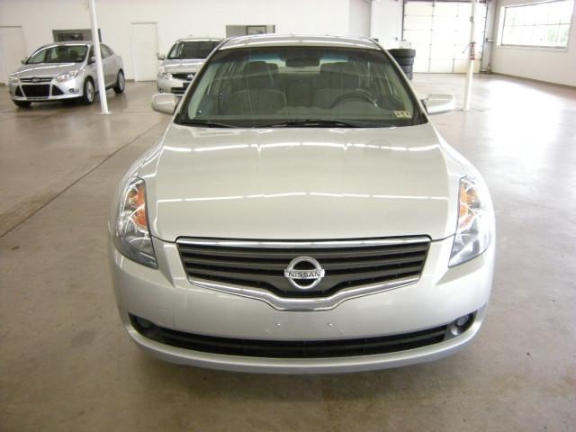 2009 Nissan Altima 2dr Cpe Auto W/moonroof
