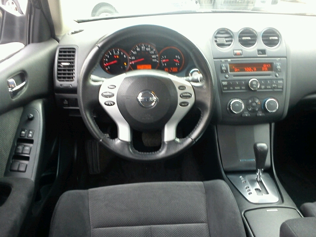 2009 Nissan Altima Pickupslt Quad Cab SWB 4WD 4x4 Truck