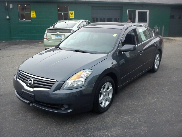 2009 Nissan Altima Pickupslt Quad Cab SWB 4WD 4x4 Truck
