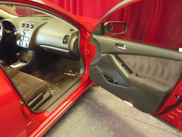 2009 Nissan Altima Pickupslt Quad Cab SWB 4WD 4x4 Truck