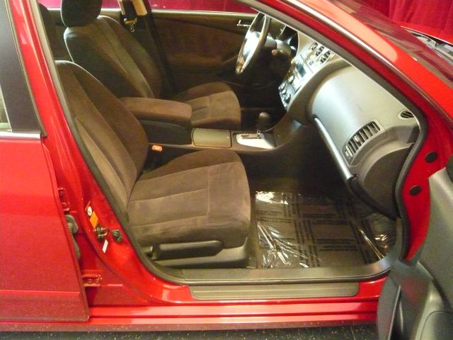 2009 Nissan Altima Pickupslt Quad Cab SWB 4WD 4x4 Truck