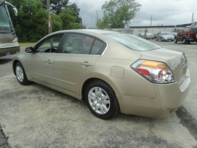 2009 Nissan Altima Unknown