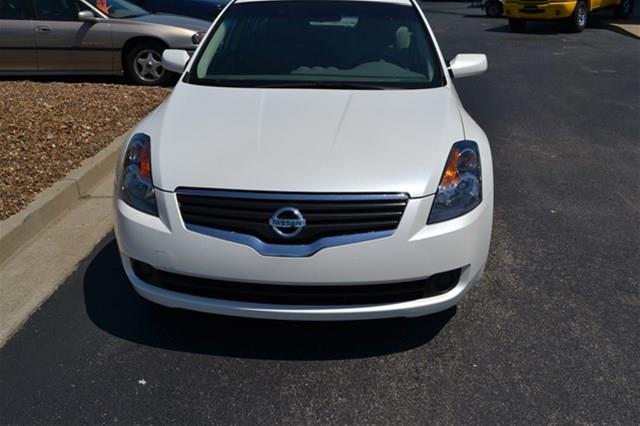 2009 Nissan Altima GS-R