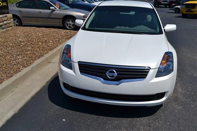 2009 Nissan Altima GS-R