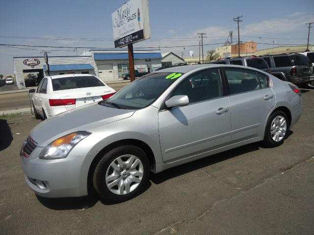 2009 Nissan Altima Pickupslt Quad Cab SWB 4WD 4x4 Truck