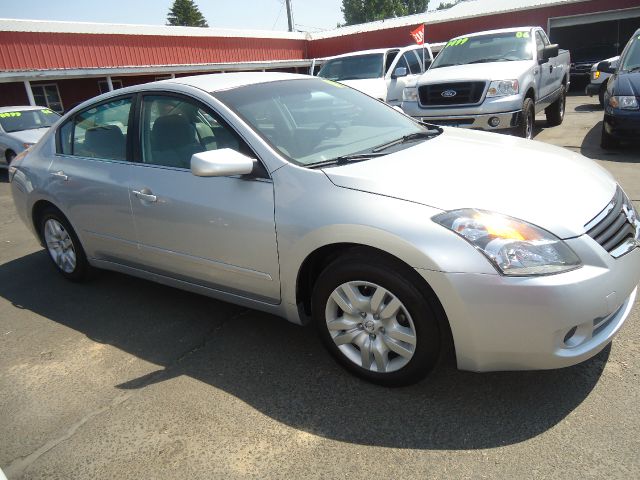2009 Nissan Altima Pickupslt Quad Cab SWB 4WD 4x4 Truck